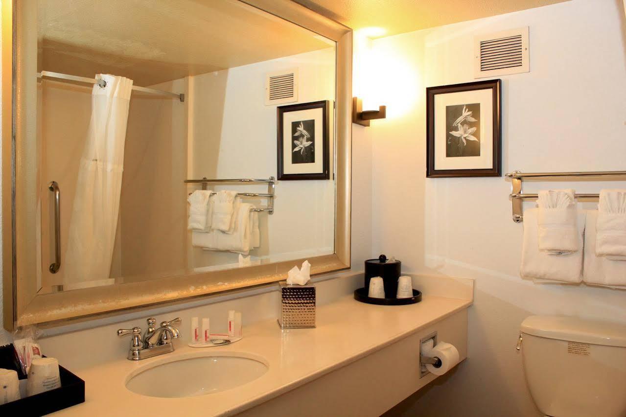 Delta Hotels By Marriott Denver Thornton Northglenn Extérieur photo